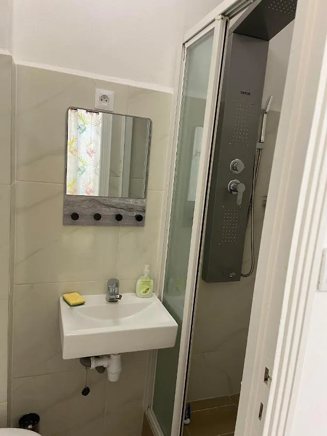Chambres Pour 1 Ou 2 Personnes Prayssac Bed & Breakfast